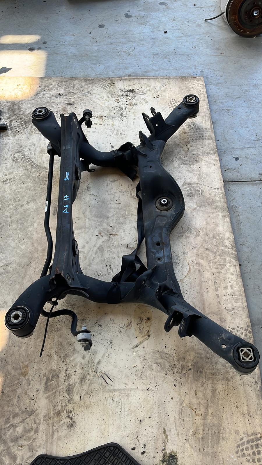 Assale posteriore AUDI A6 Allroad C8 Serie (4AH) (18>)