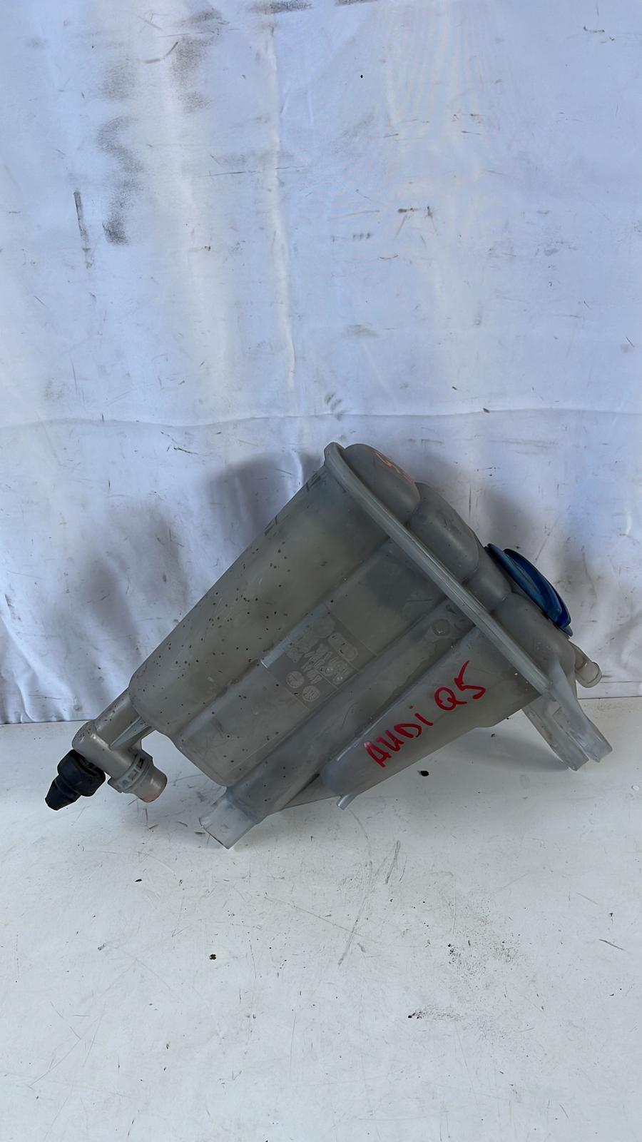 Vaschetta liquido radiatore AUDI Q5 Serie (FYB) (17>)