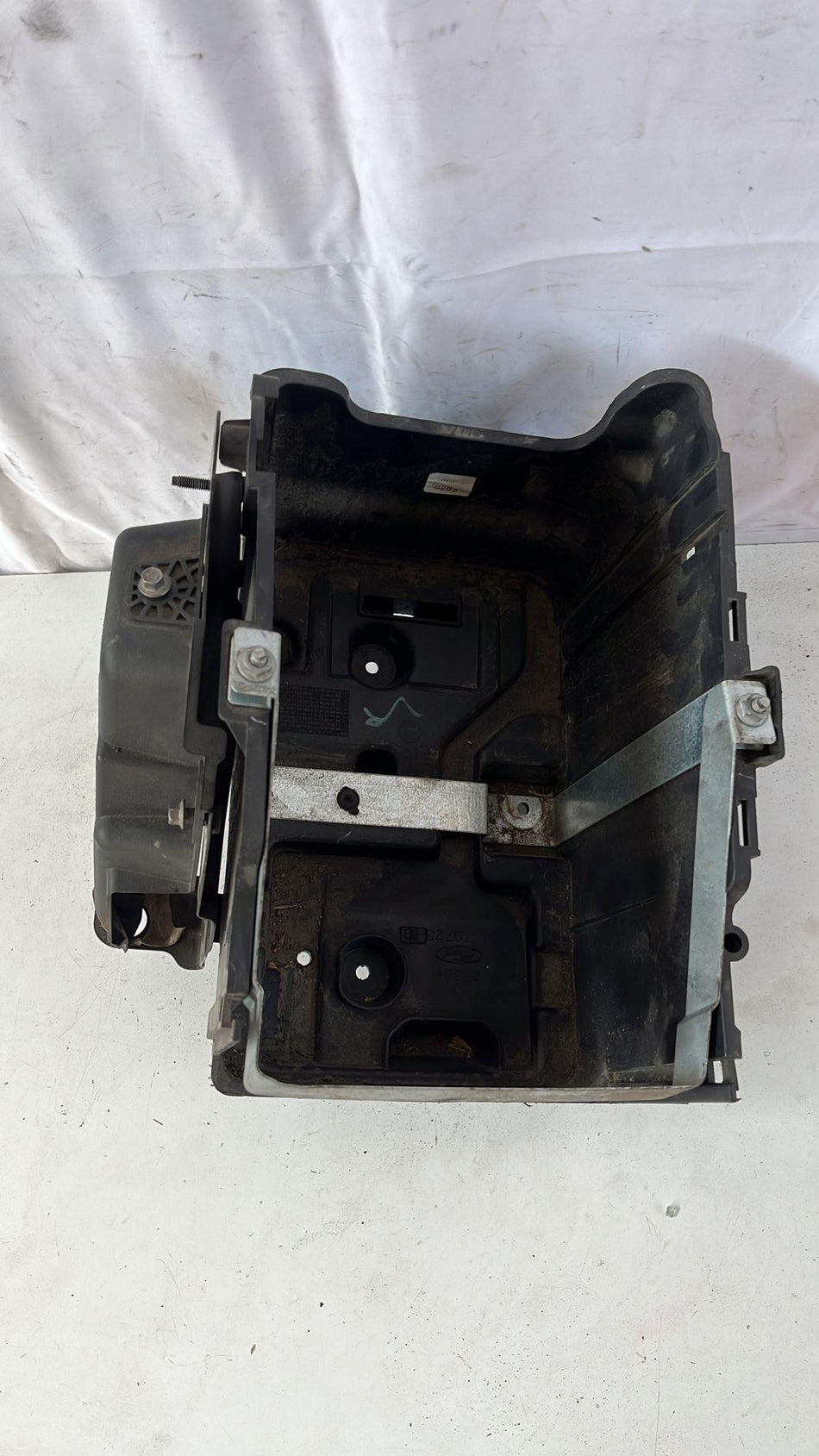 Alloggio Batteria FORD Fiesta 6° Serie