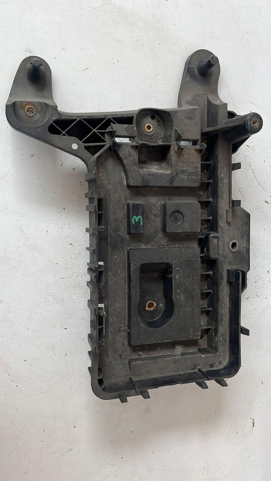 Alloggio Batteria VOLKSWAGEN Golf 6 Berlina (08>12)
