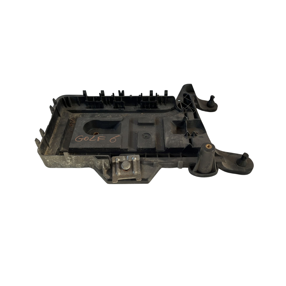 Alloggio Batteria VOLKSWAGEN Golf 6 Berlina (08>12)