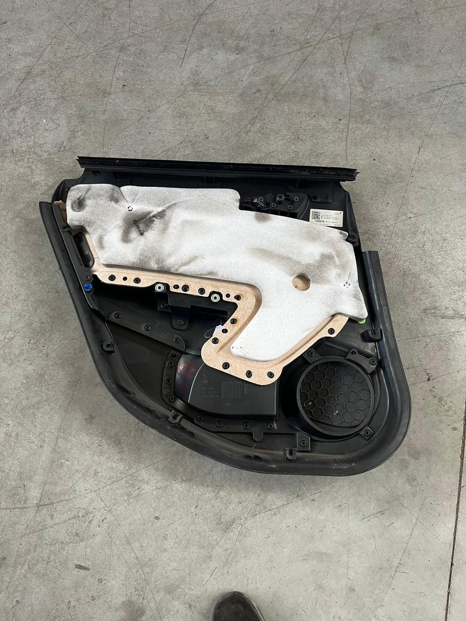 Pannello Posteriore Destro OPEL Astra J