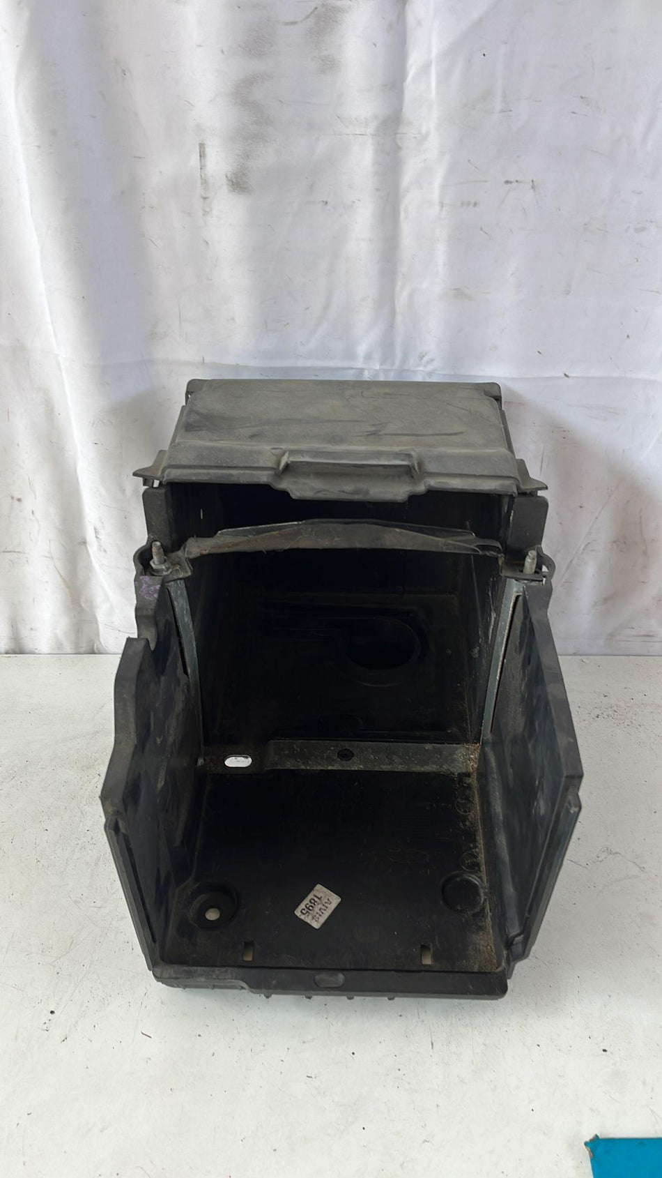 Alloggio Batteria FORD C - Max Serie (CEU) (15>)