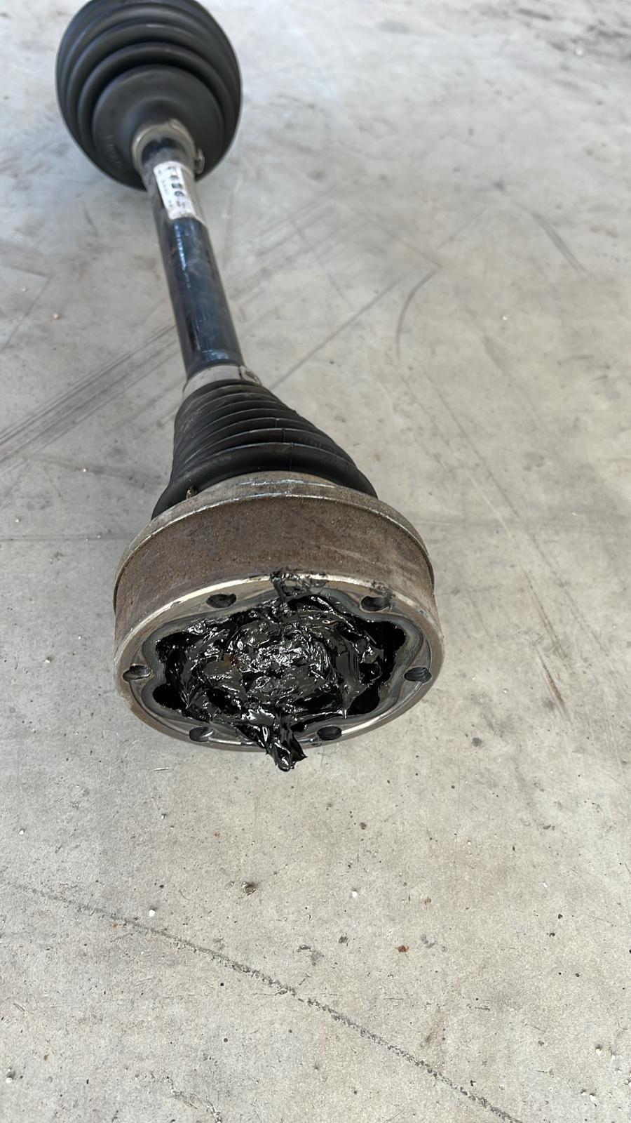 Semiasse Anteriore Sinistro VOLKSWAGEN Golf 7 Berlina (12>)