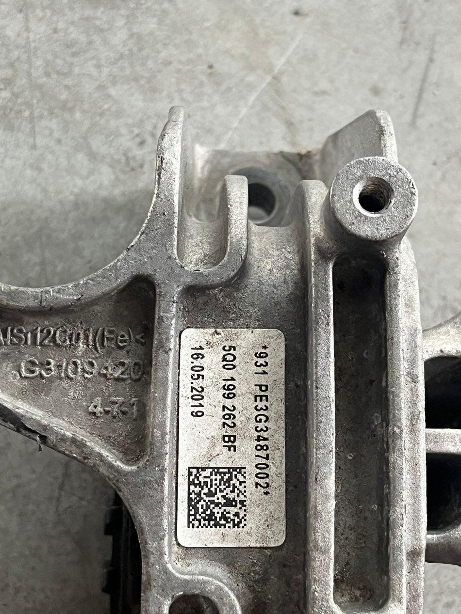 Supporto motore VOLKSWAGEN Golf 7 Berlina (12>)