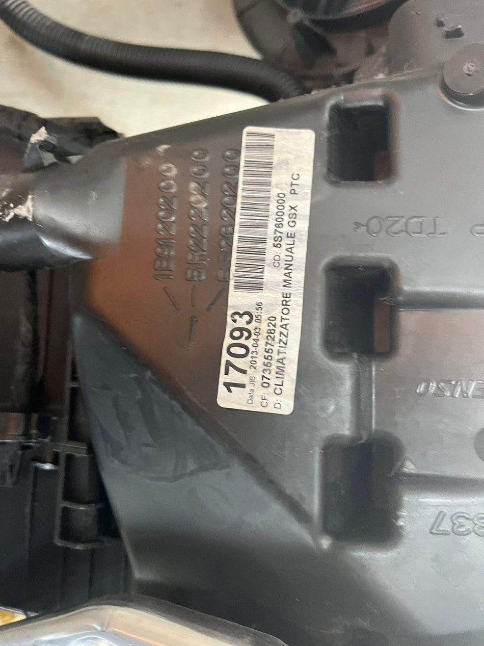 Gruppo stufa FIAT 500 L Serie (351_352) (12>)