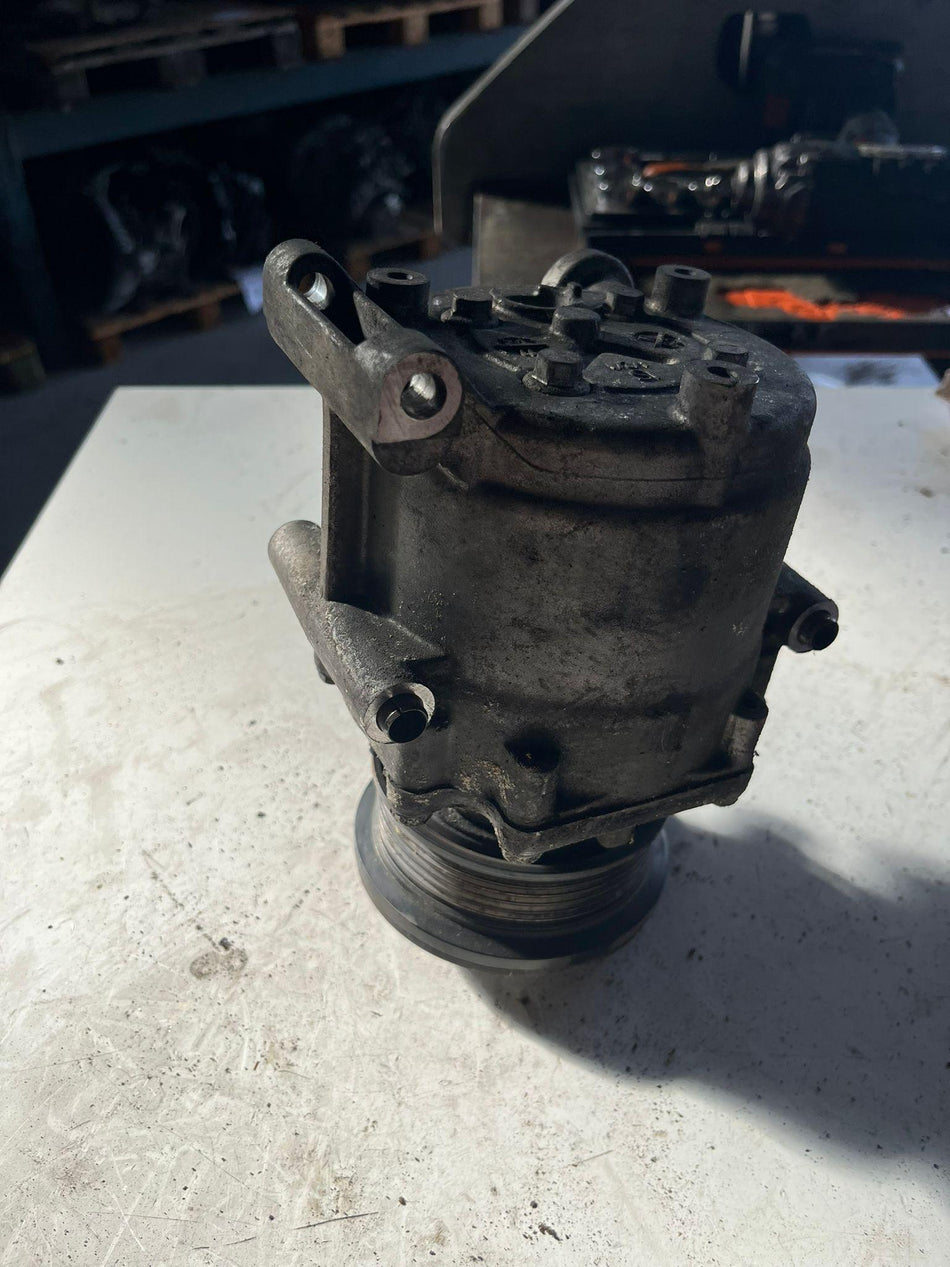 Compressore A/C FORD Fiesta 6° Serie
