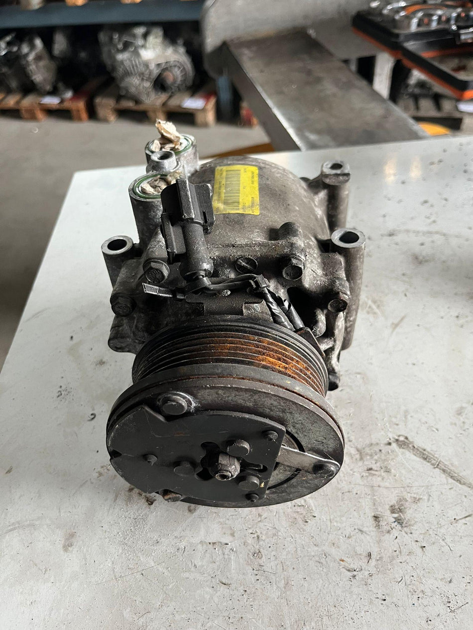 Compressore A/C FORD Fiesta 6° Serie