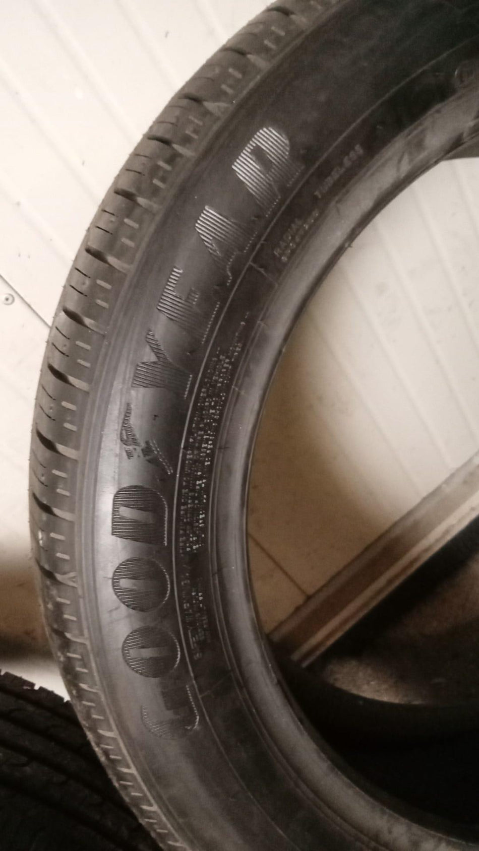 2 Gomme estive usate GOODYEAR 225/55 R19