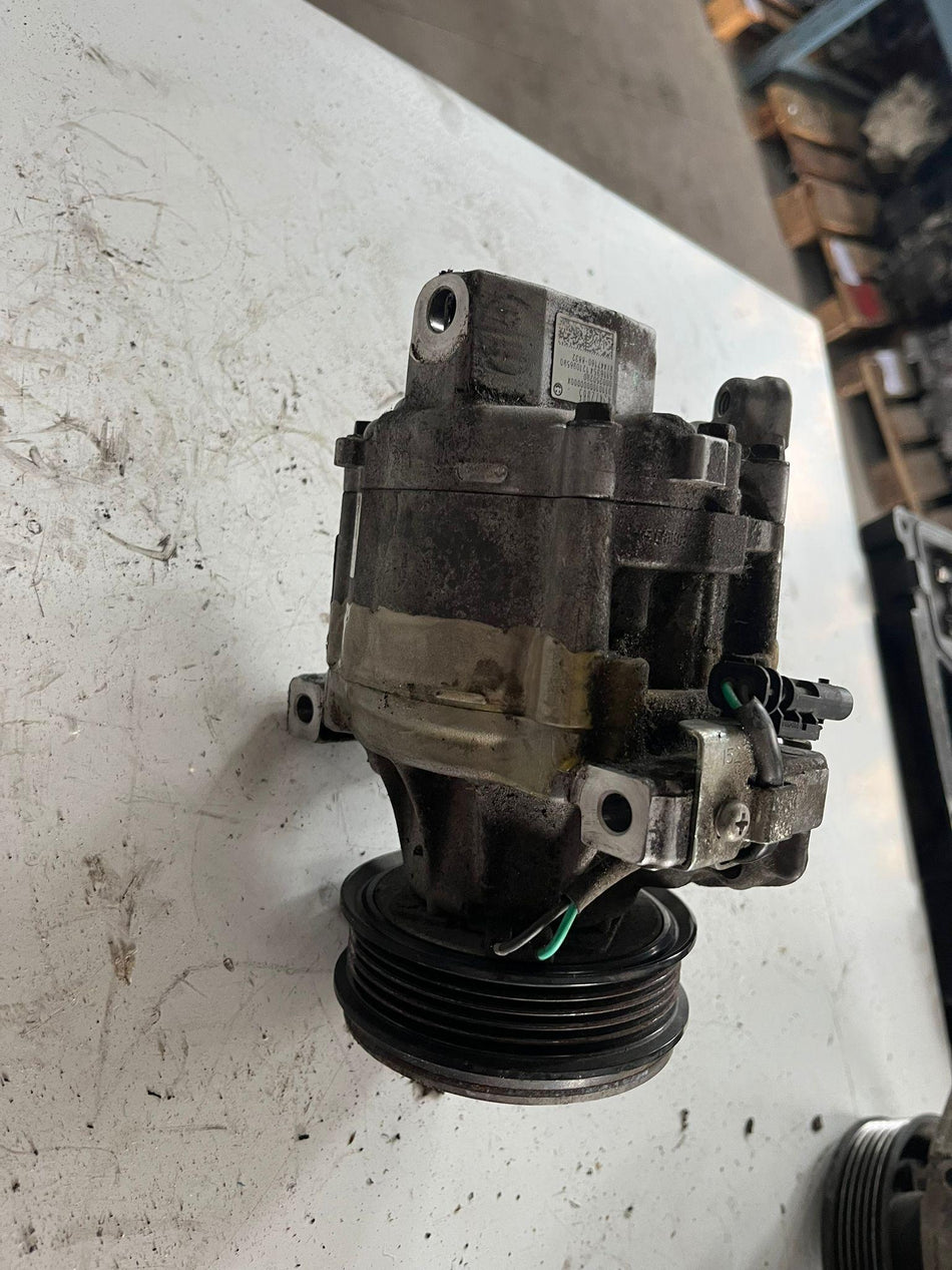 Compressore A/C OPEL Karl Serie