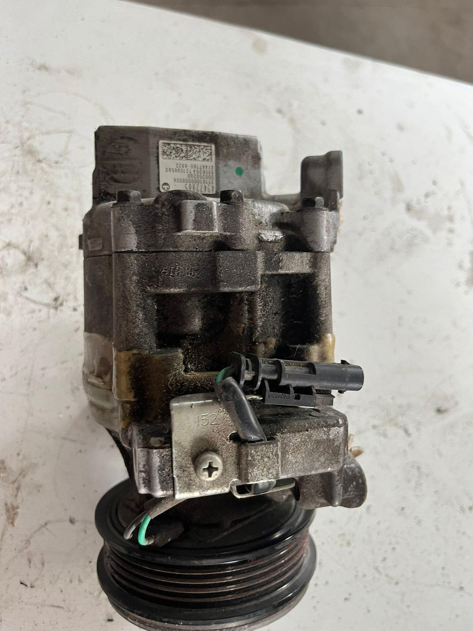 Compressore A/C OPEL Karl Serie