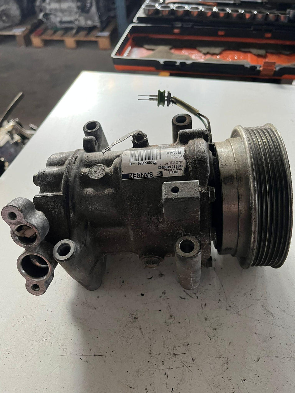 Compressore A/C RENAULT Clio IV Sporter (13>18)