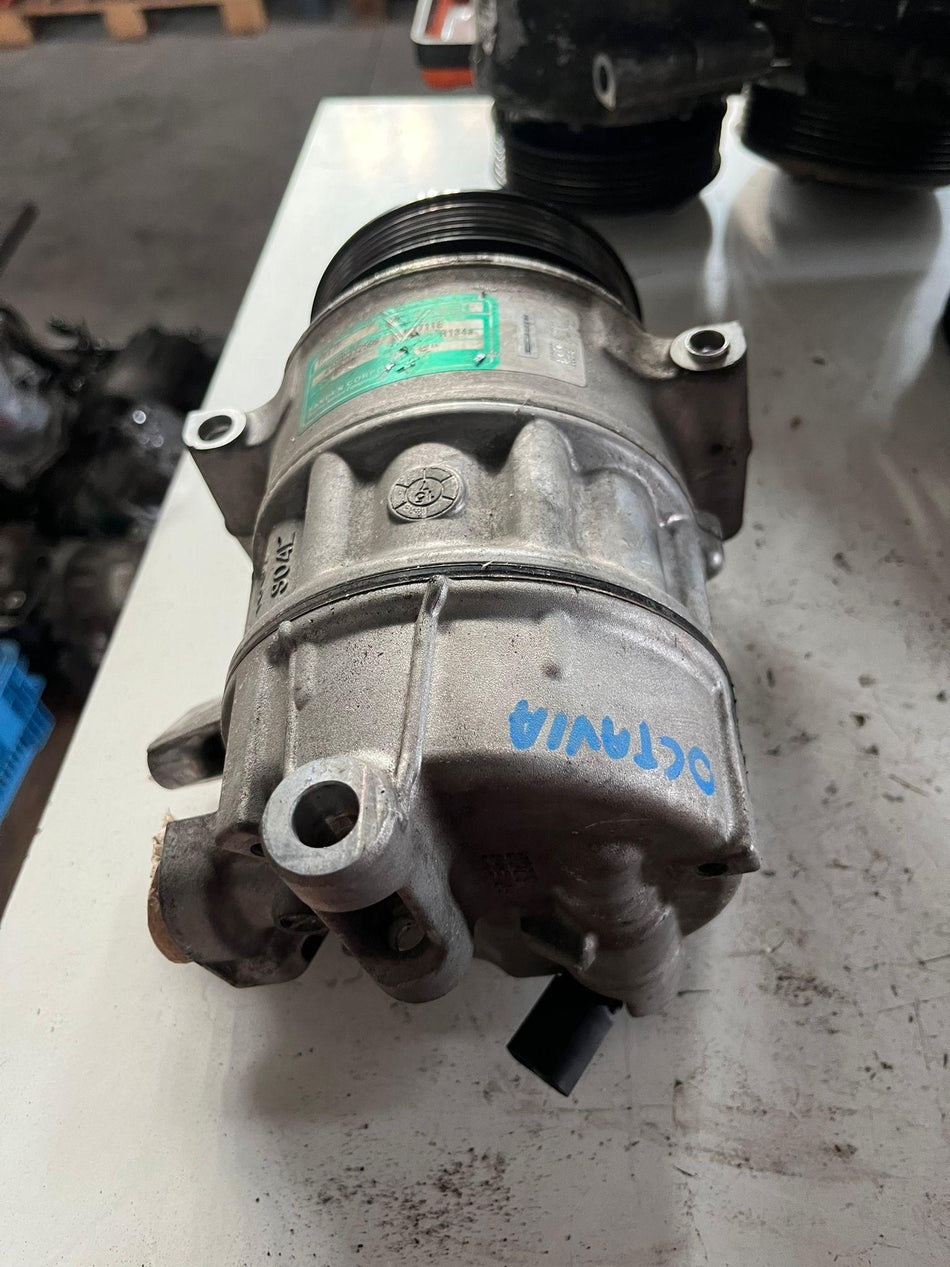 Compressore A/C SKODA Octavia S.Wagon 5° Serie (5E5) (16>20)