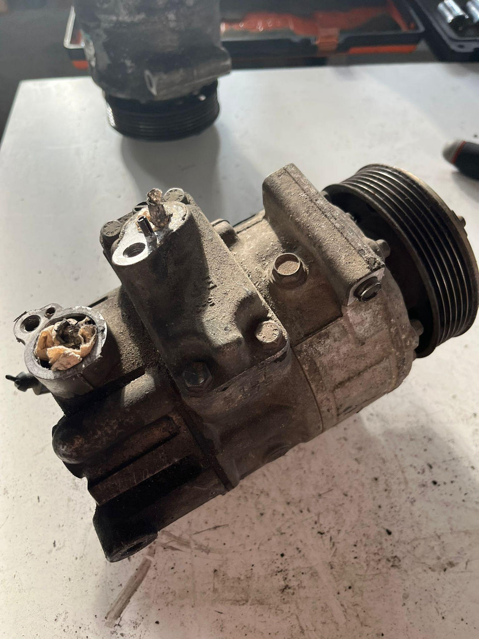 Compressore A/C VOLKSWAGEN Golf 6 Berlina (08>12)