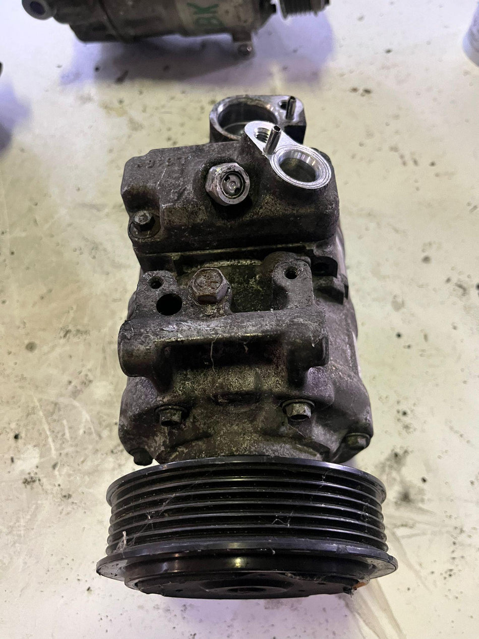 Compressore A/C VOLKSWAGEN Golf 5 Berlina (03>08)