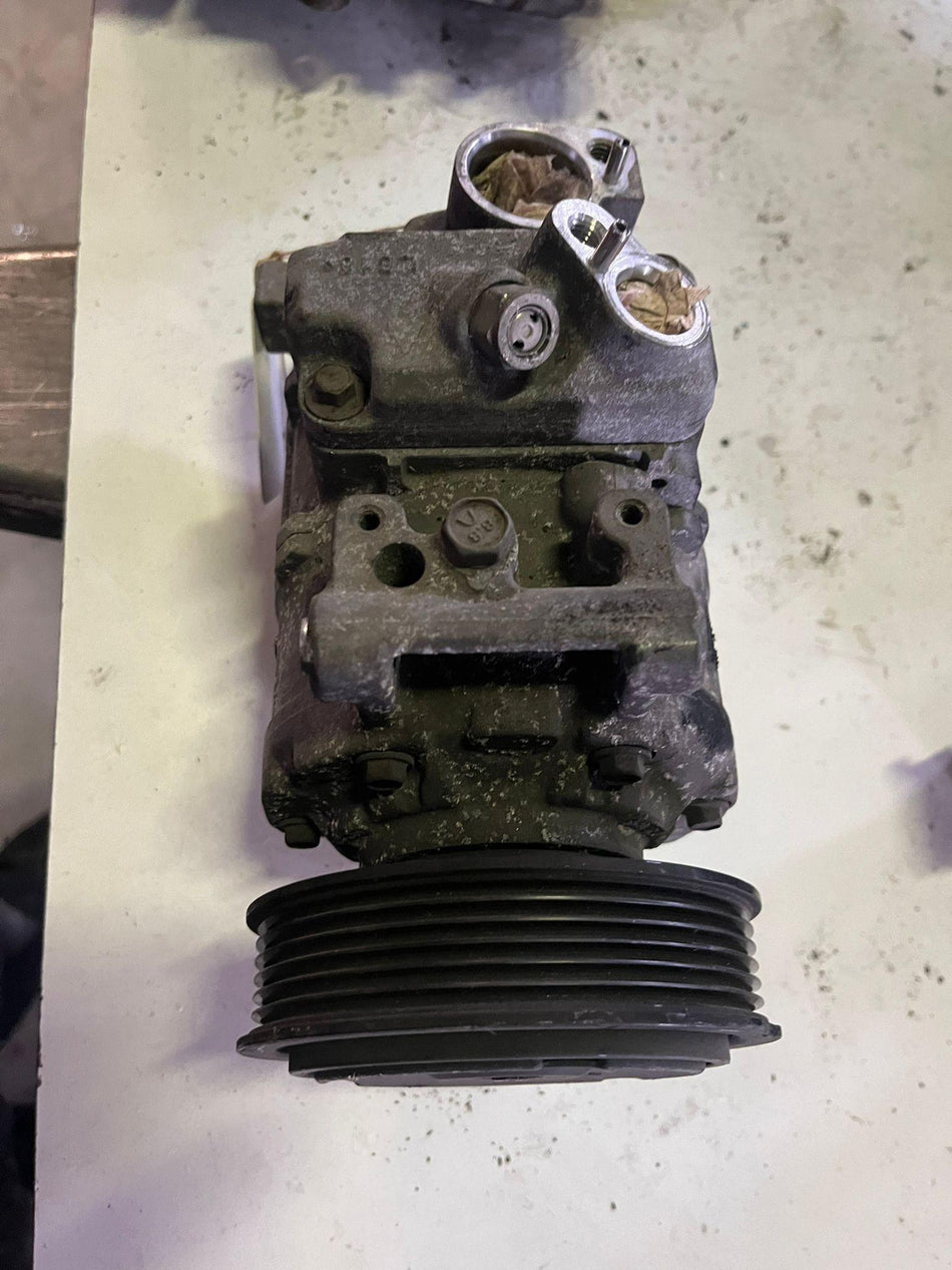 Compressore A/C VOLKSWAGEN Polo 5° Serie