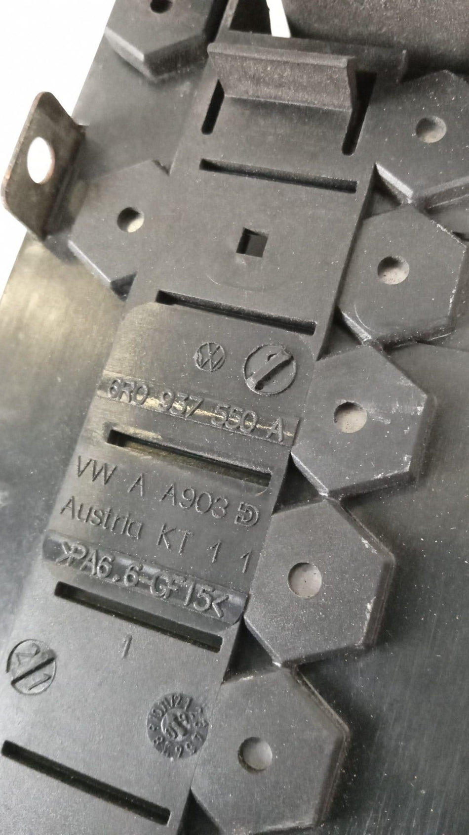 box contenitore porta fusibili VOLKSWAGEN Polo 5° Serie