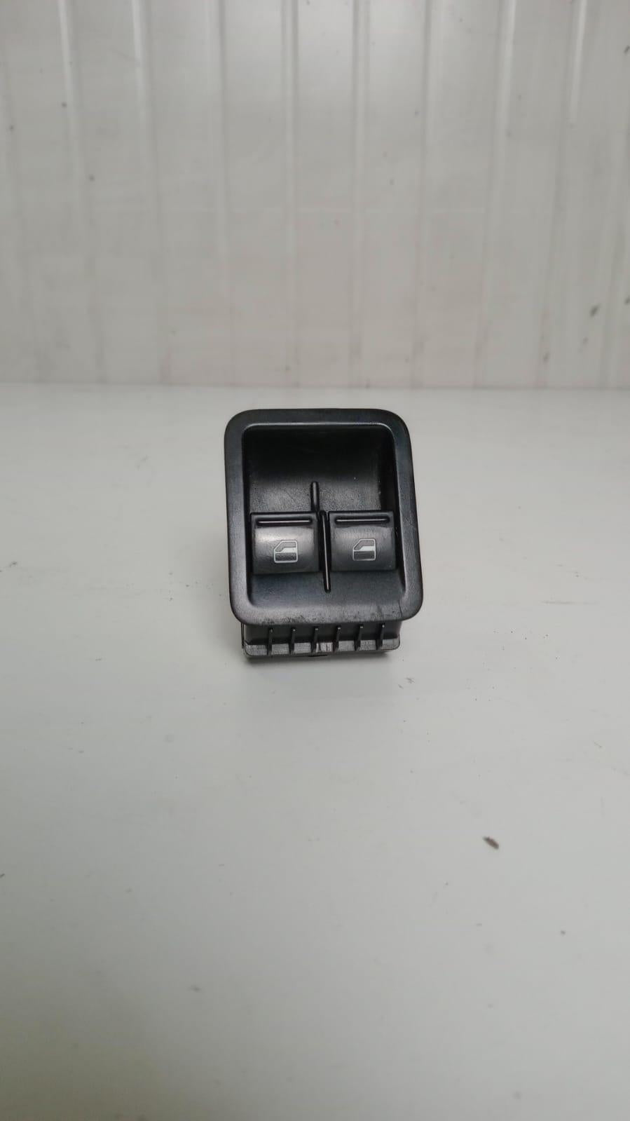 Alzacristallo elettrico ant. SX VOLKSWAGEN Polo 5° Serie