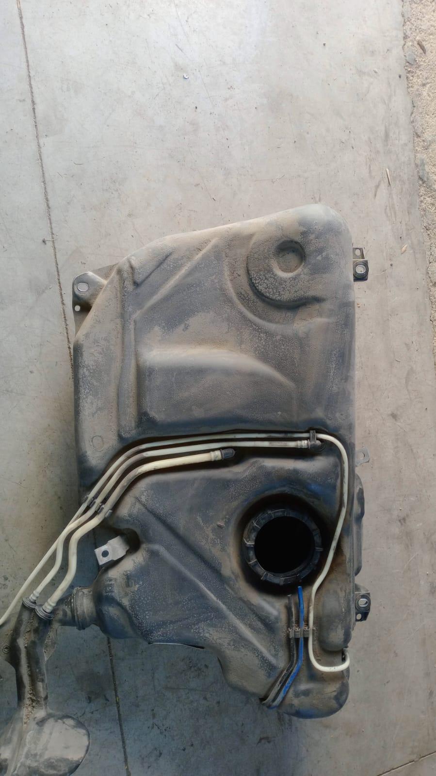 Serbatoio carburante VOLKSWAGEN Polo 5° Serie