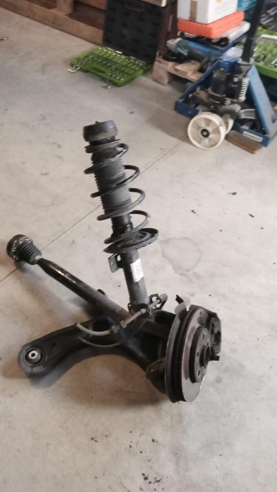 Massa Completa Anteriore Destra VOLKSWAGEN Polo 5° Serie