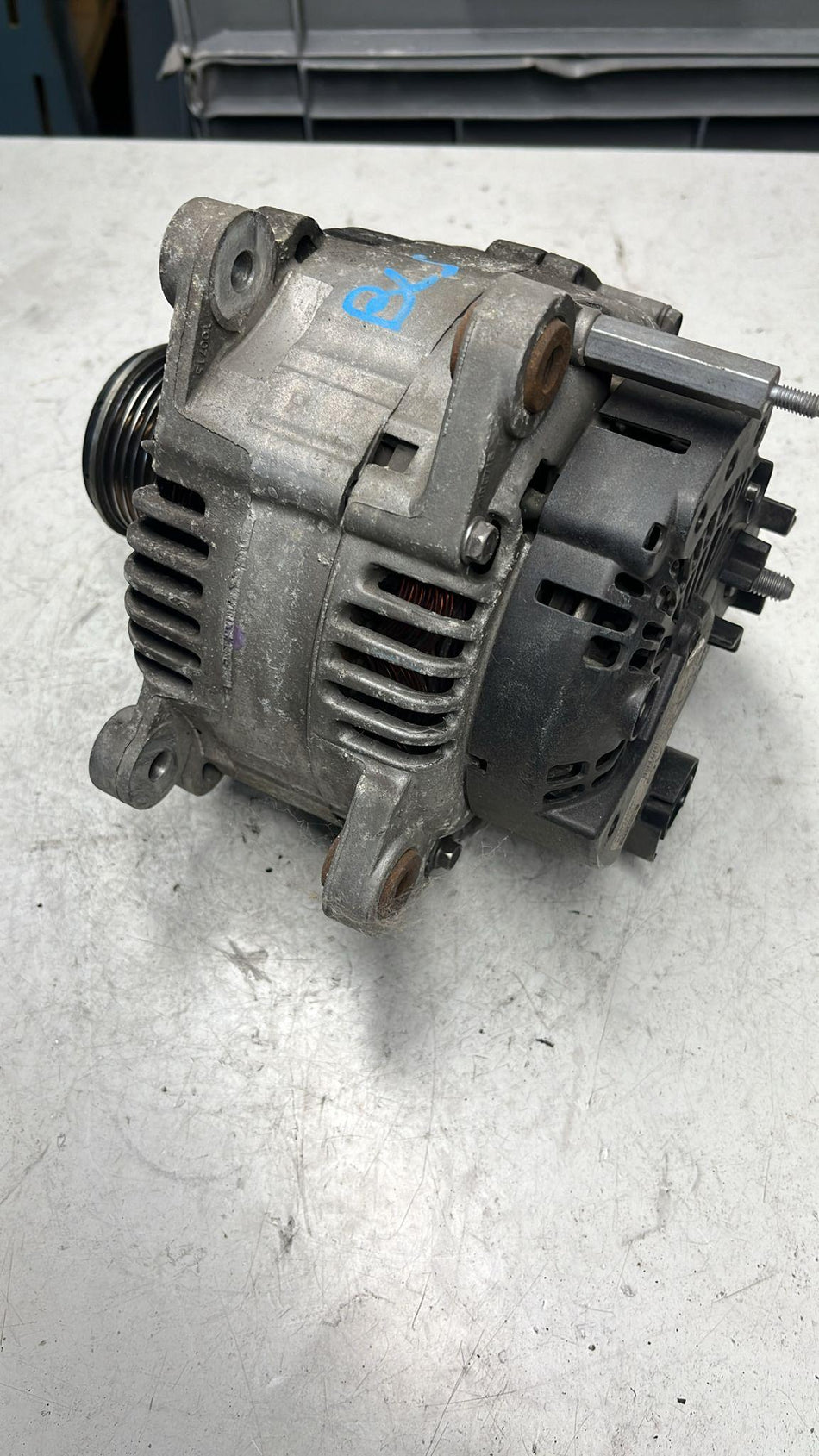 Alternatore VOLKSWAGEN Caddy 4° Serie
