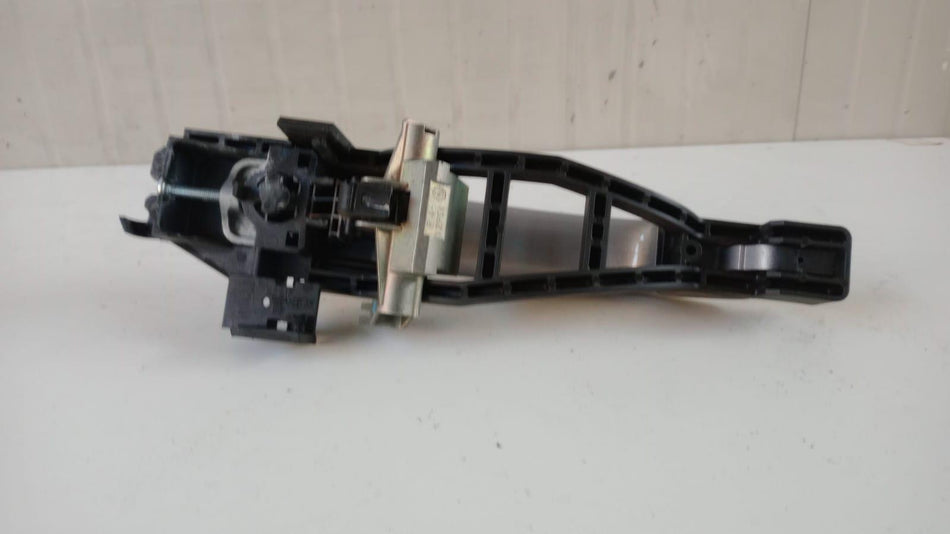 Maniglia esterna Anteriore Destra FORD C - Max Serie (10>)