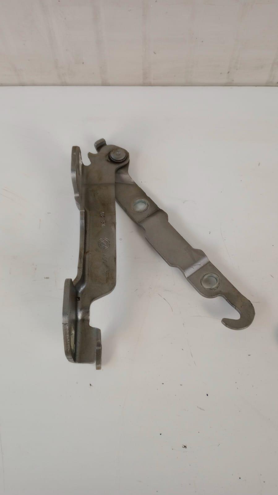 Cerniere cofano anteriore dx e sx ALFA ROMEO 159 Berlina Serie (939_) (05>11)