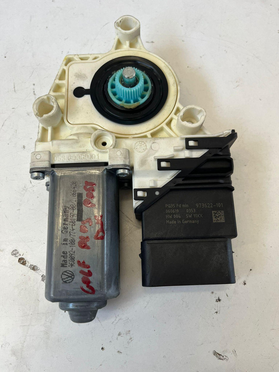 Motorino Alzavetro posteriore destra VOLKSWAGEN Golf 5 Plus (04>13)
