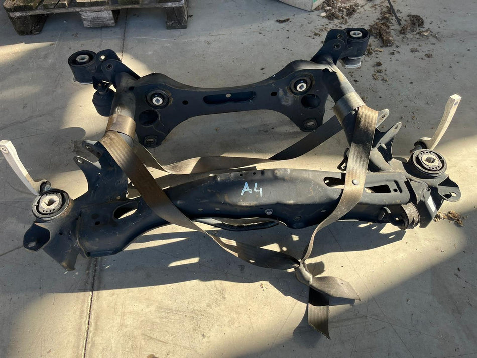 Assale posteriore AUDI A4 Berlina (8W2) (15>)