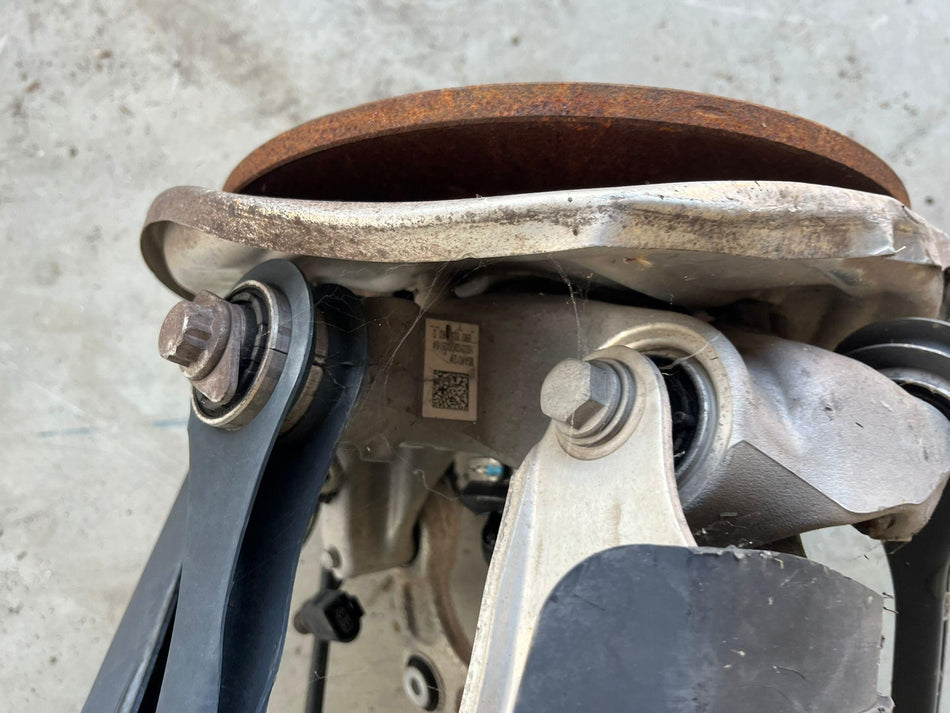 Massa Meccanica Posteriore Destra AUDI A4 Berlina (8W2) (15>)