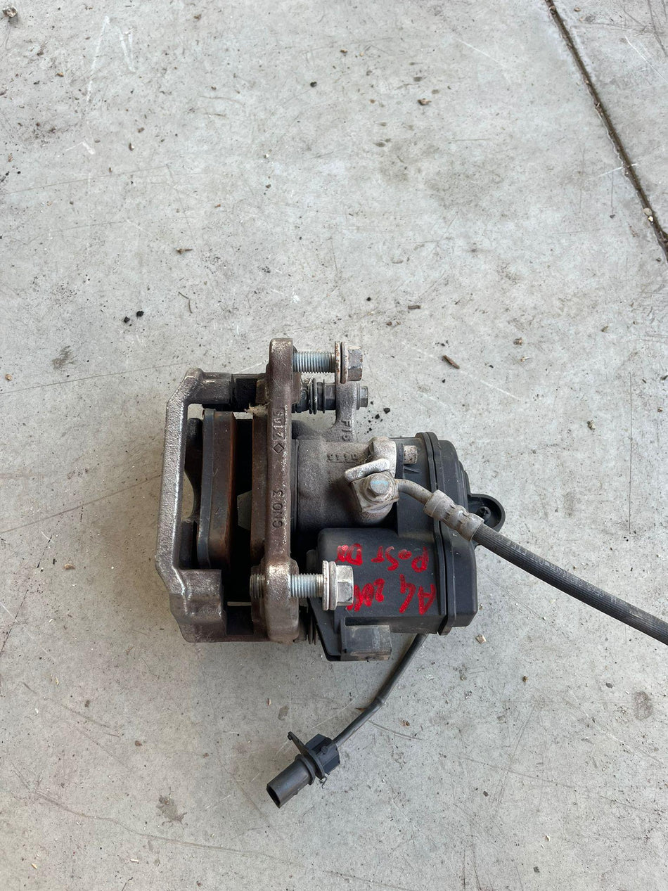 Pinza Freno Posteriore Destra AUDI A4 Berlina (8W2) (15>)