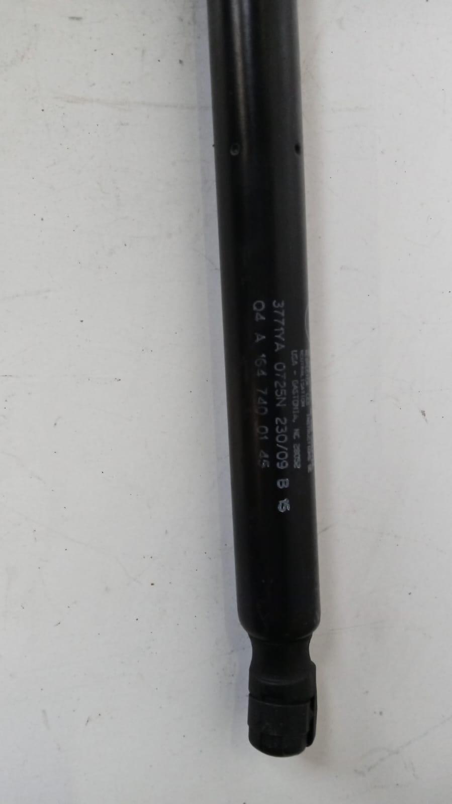 Pistoncini cofano Post. MERCEDES ML W164 3° Serie