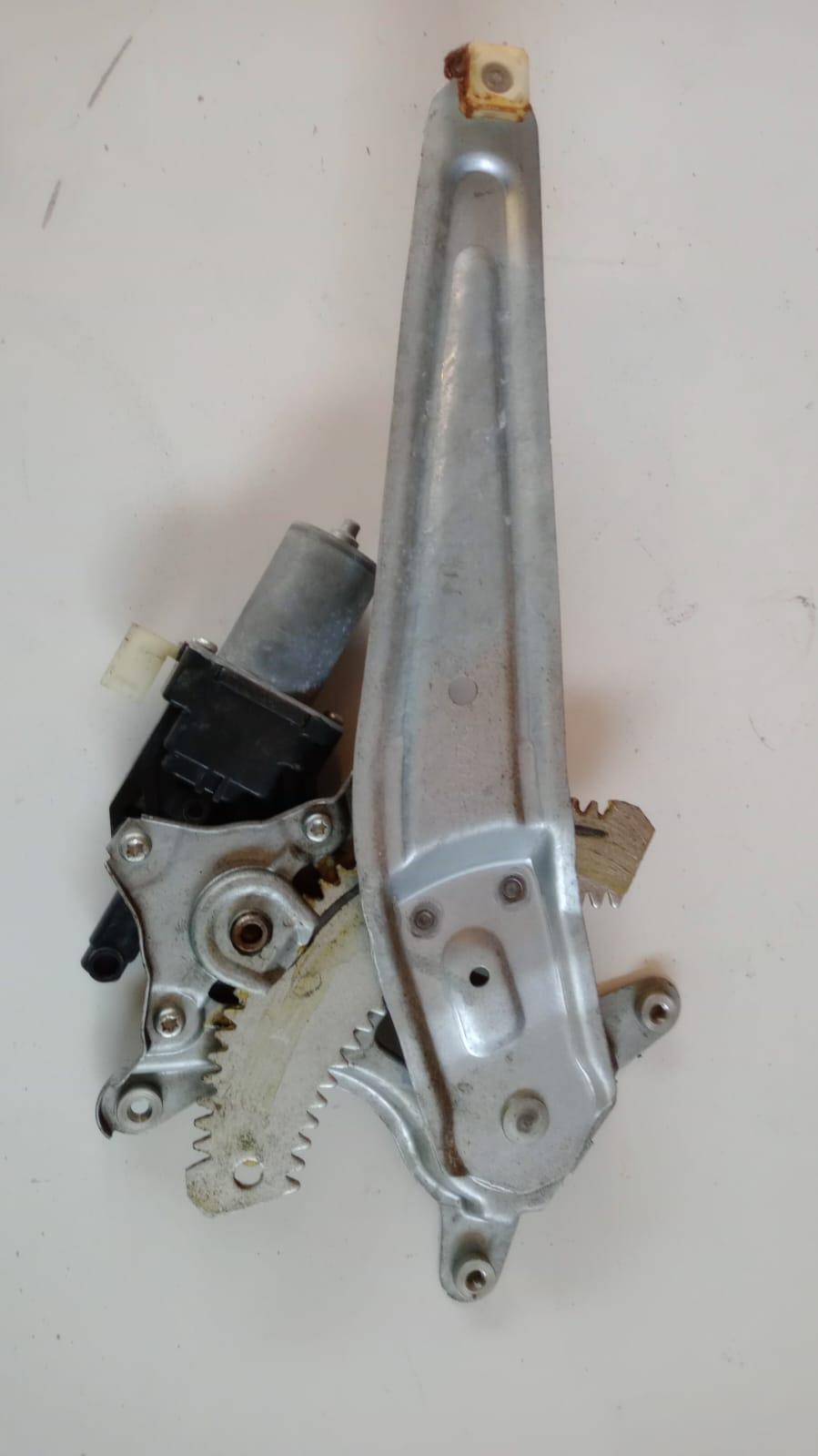 Motorino Alzavetro posteriore destra SUZUKI Vitara Serie