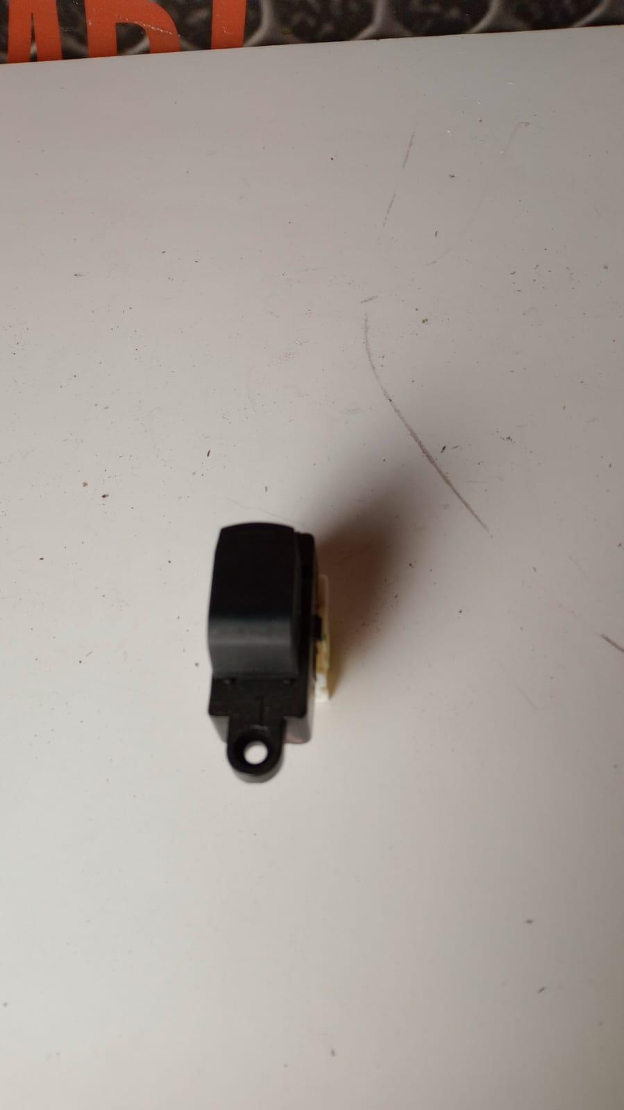 Pulsantiera Anteriore Destra SUZUKI Vitara Serie