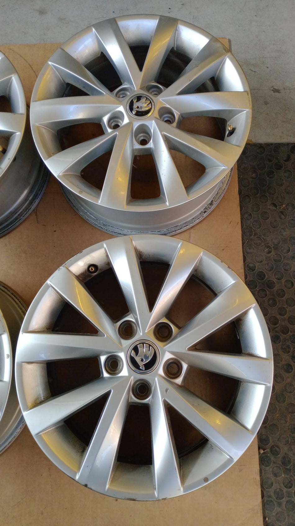 Cerchi in lega SKODA Octavia Berlina 4° Serie