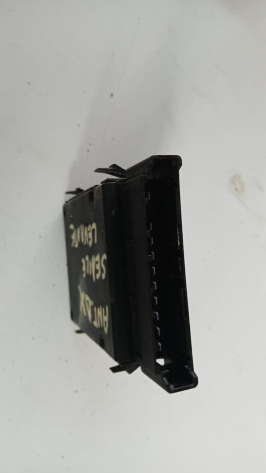 Interruttore controllo sedile MASERATI Levante Serie (16>)