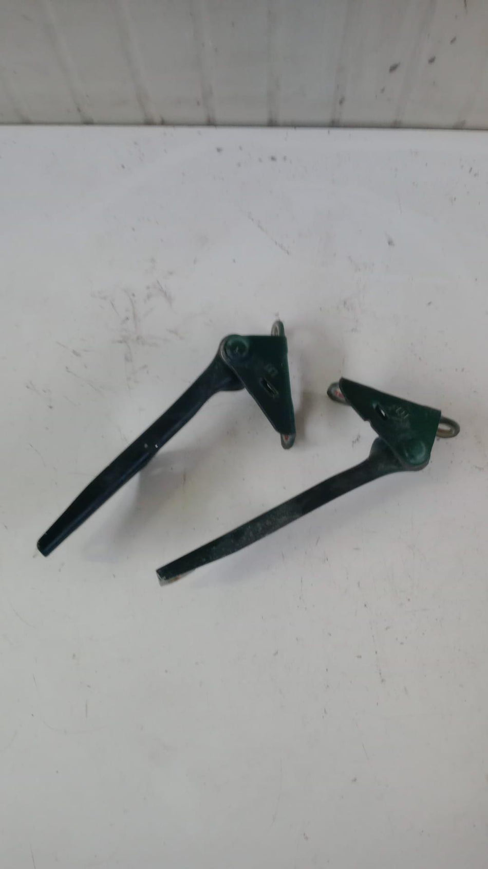 Cerniere cofano anteriore dx e sx MITSUBISHI Pajero Sport