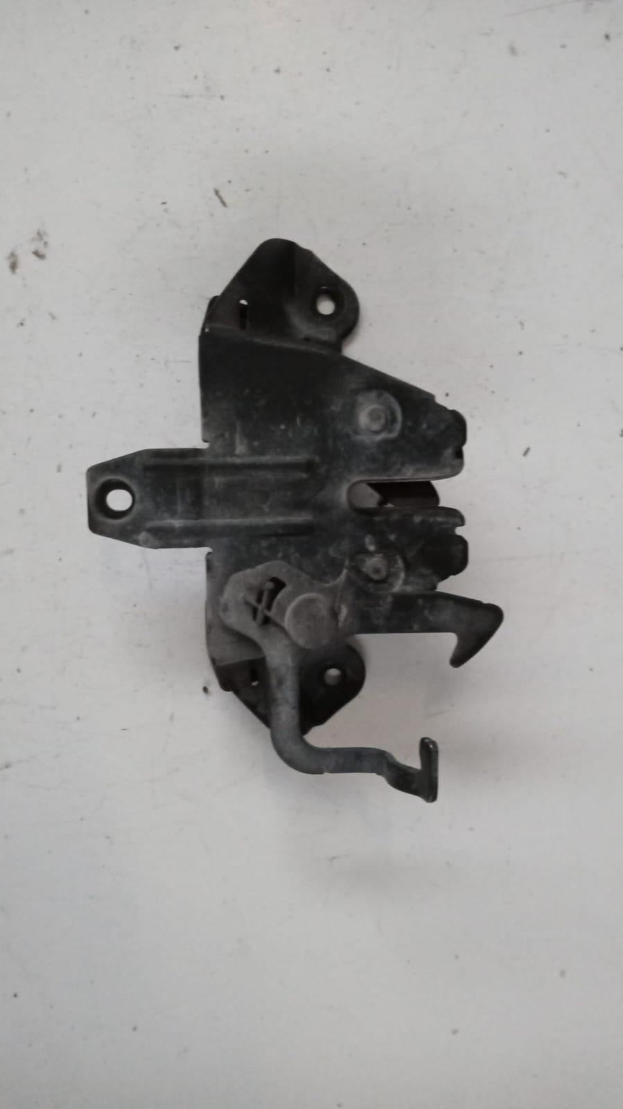 Serratura cofano anteriore MITSUBISHI Pajero Sport