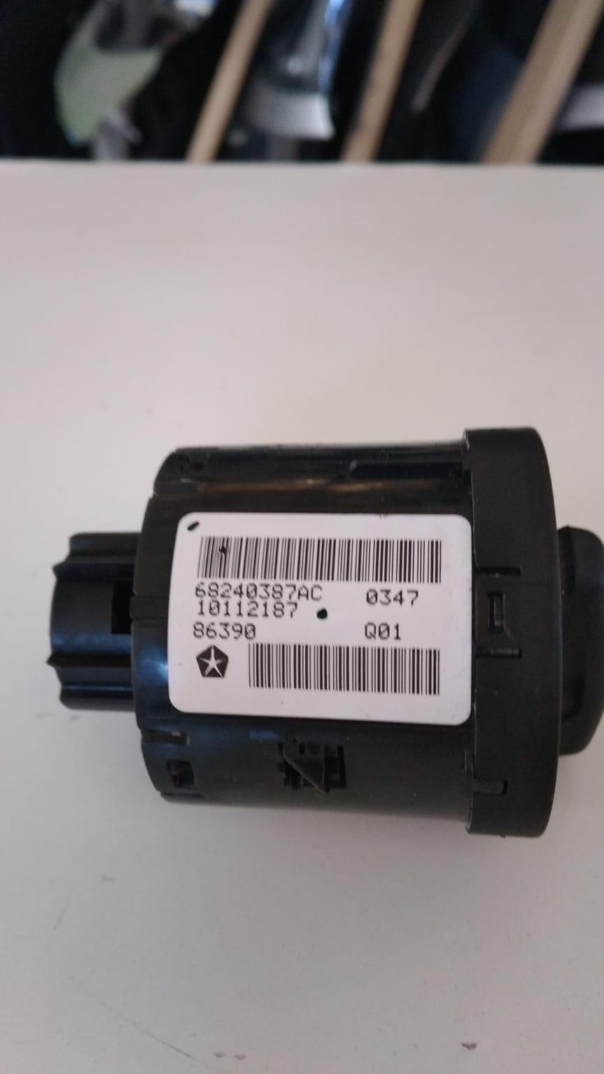 Interruttore comando luci MASERATI Levante Serie (16>)