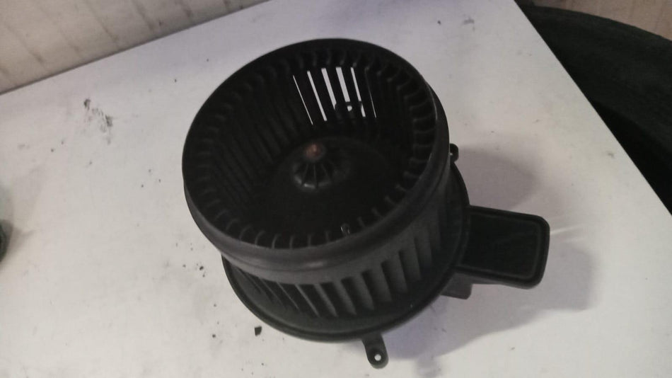 Ventola riscaldamento MASERATI Levante Serie (16>)