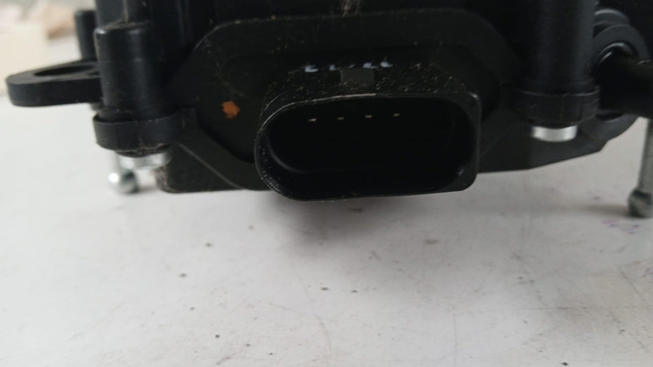 Motorino chiusura portellone posteriore MASERATI Levante Serie (16>)