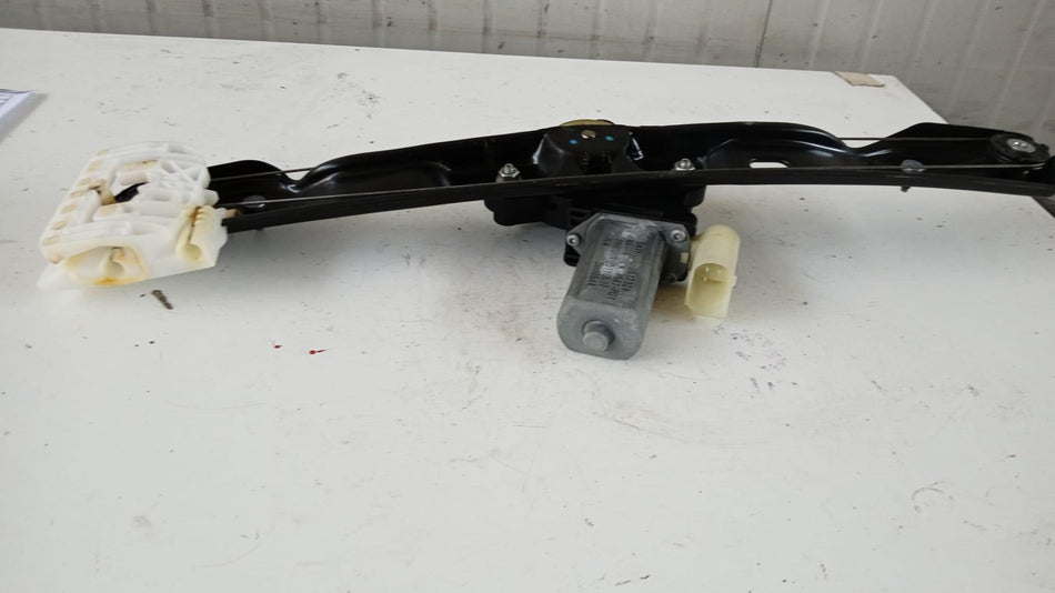 Meccanismo alzavetro Post. DX BMW Serie 3 F31 Touring