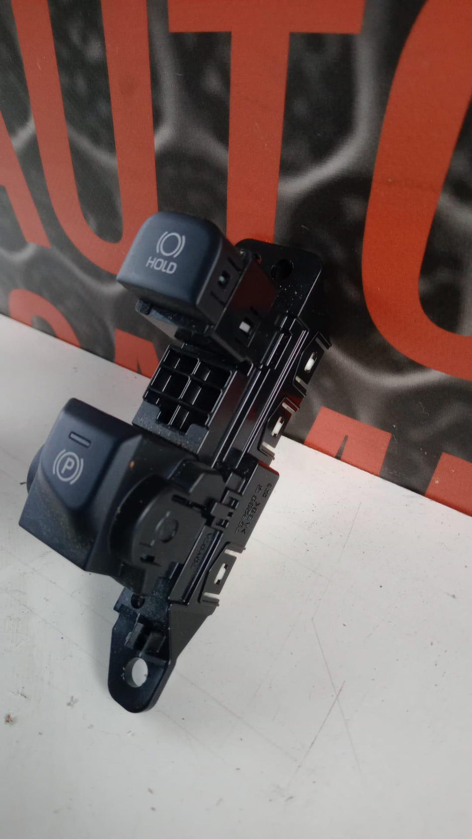 Pulsante freno di stazionamento TOYOTA Yaris Cross Serie (20>)