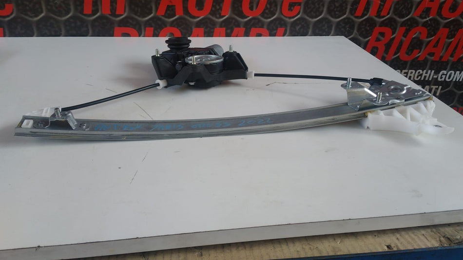 Meccanismo alzavetro Ant. DX TOYOTA Yaris Cross Serie (20>)