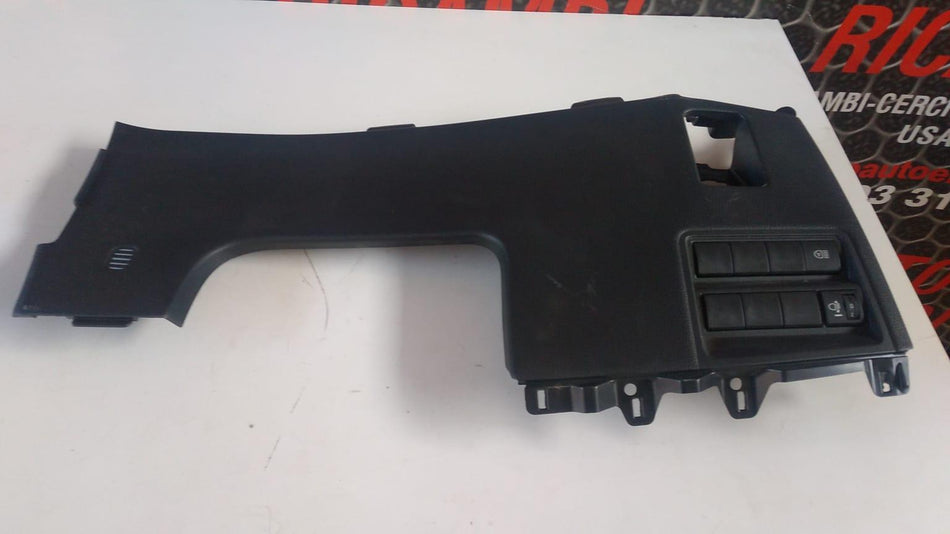 Modanatura laterale cruscotto SX TOYOTA Yaris Cross Serie (20>)