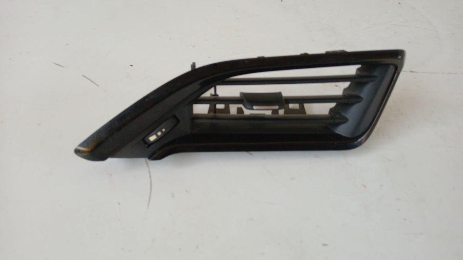Bocchetta aria cruscotto DX PEUGEOT 208 Serie (12>19)