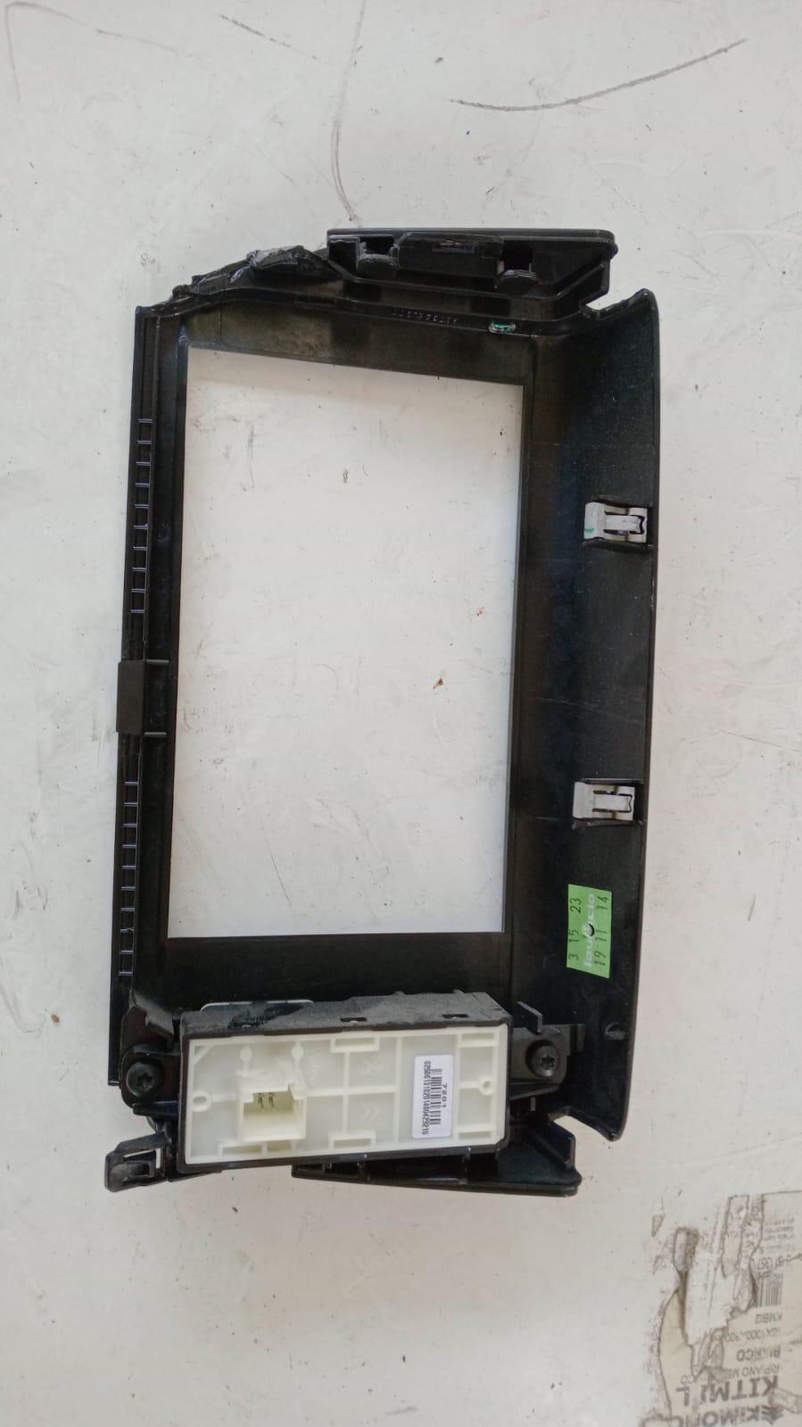 Modanatura Centrale Cruscotto PEUGEOT 208 Serie (12>19)