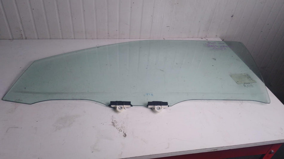 Vetro scendente anteriore sinistro TOYOTA Yaris Cross Serie (20>)