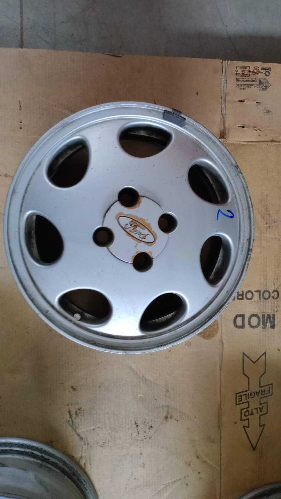 Cerchio in lega FORD Sierra 2° Serie