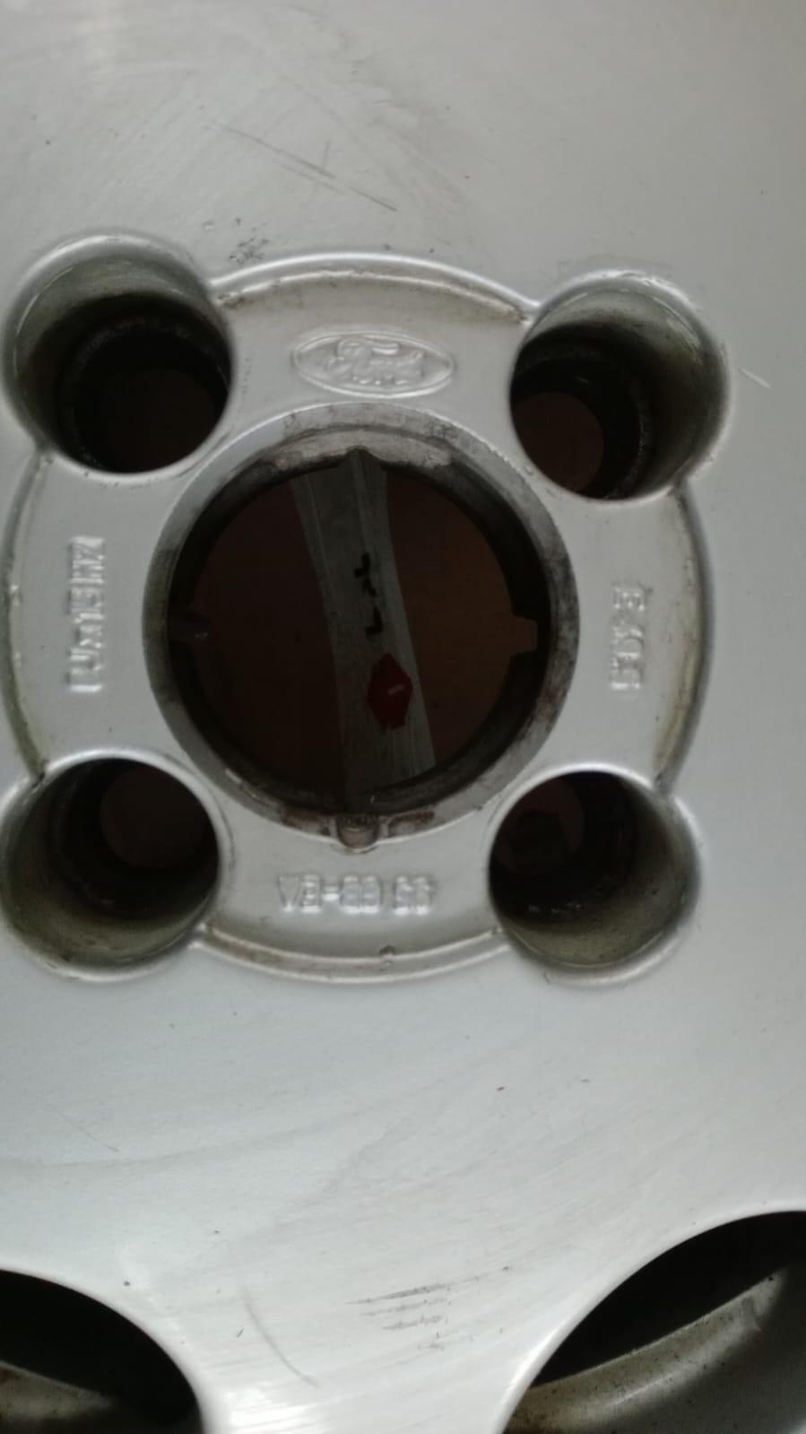 Cerchio in lega FORD Sierra 2° Serie